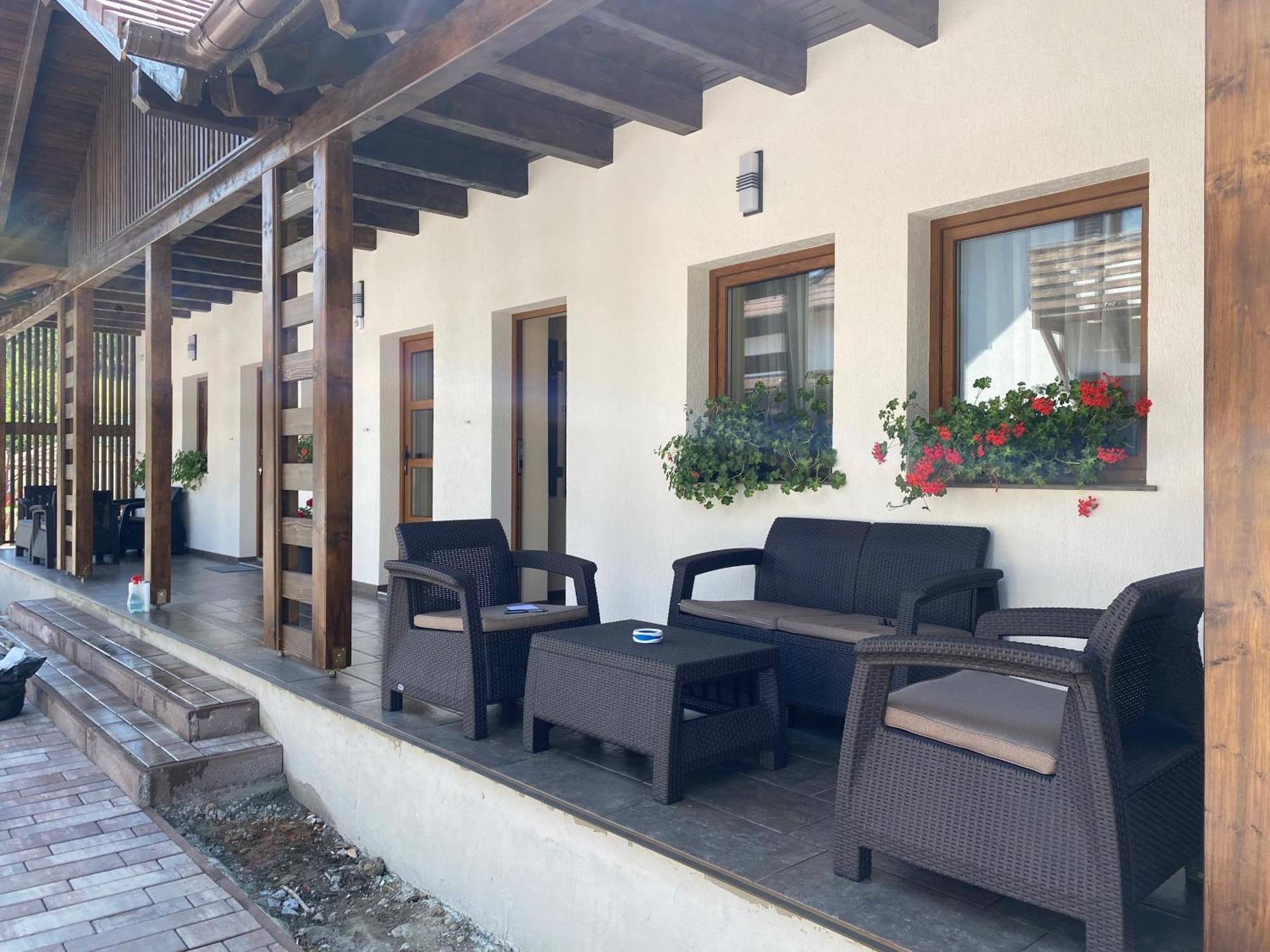 Farkas Panzio Bed and Breakfast Praid Exteriör bild