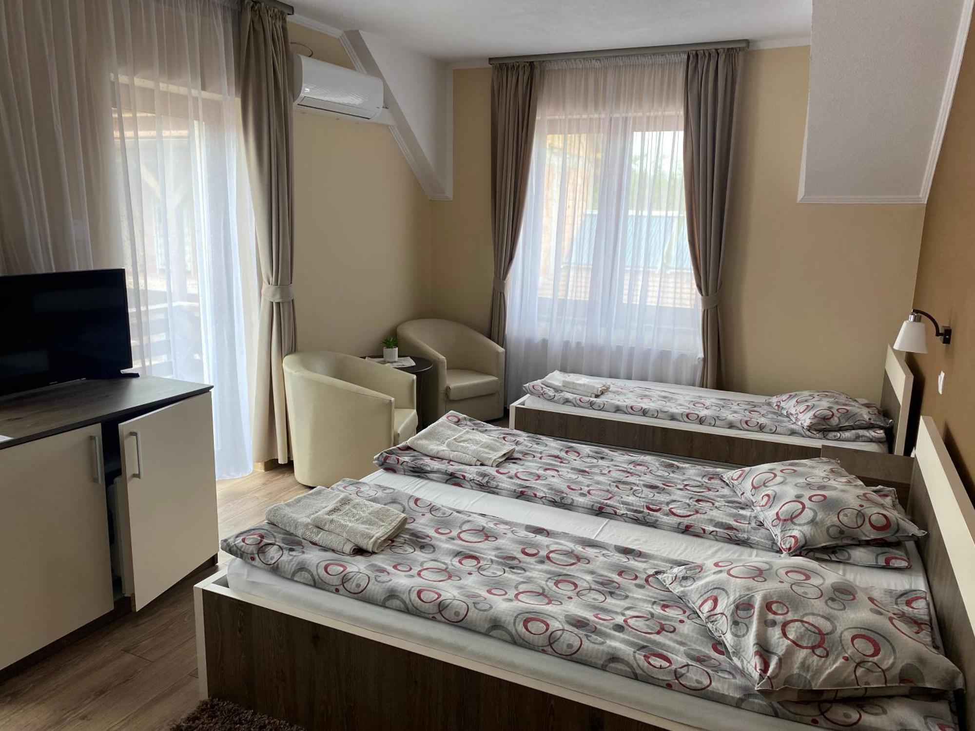 Farkas Panzio Bed and Breakfast Praid Exteriör bild