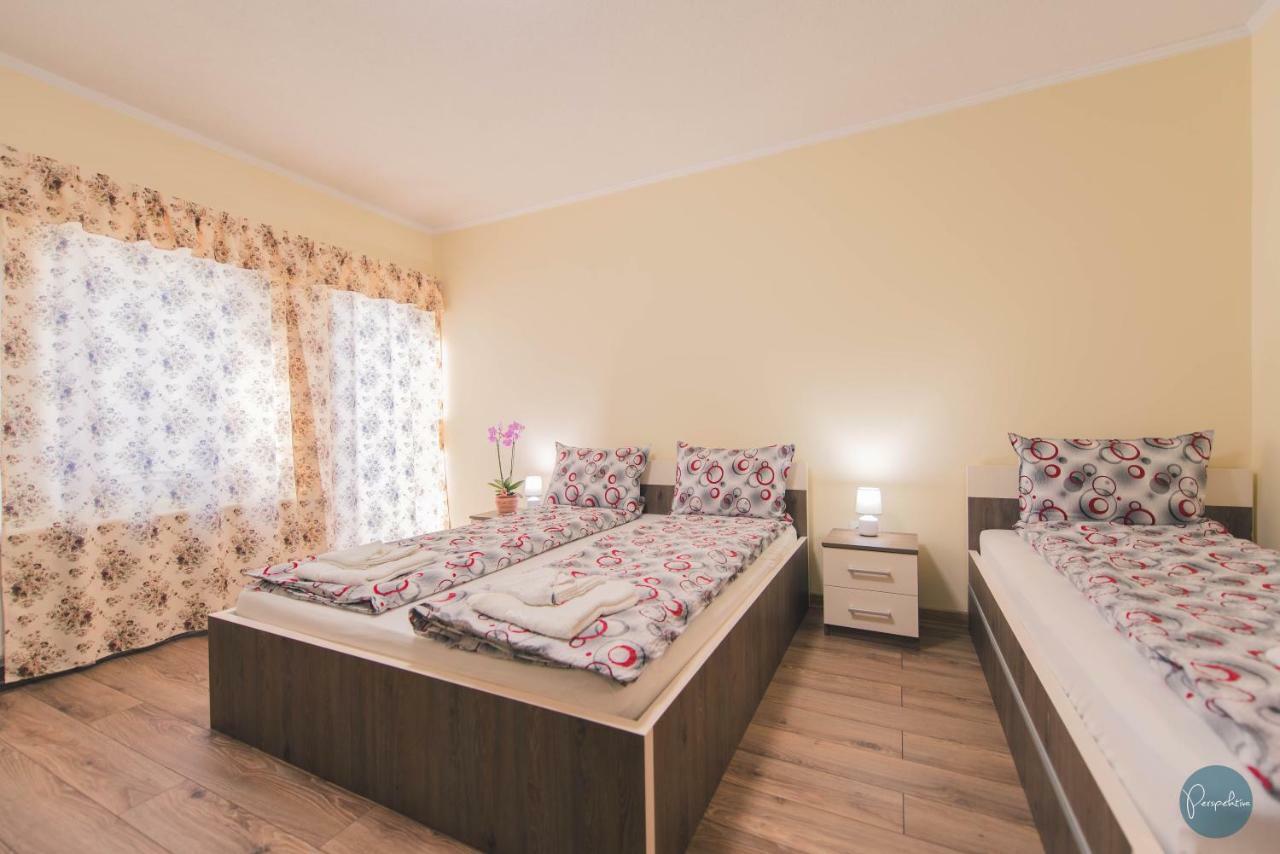 Farkas Panzio Bed and Breakfast Praid Exteriör bild