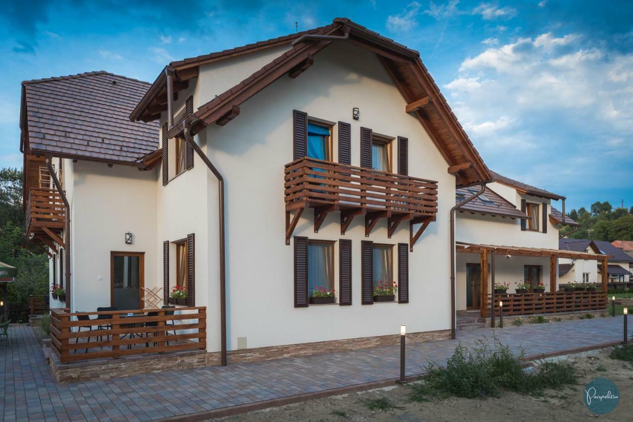 Farkas Panzio Bed and Breakfast Praid Exteriör bild