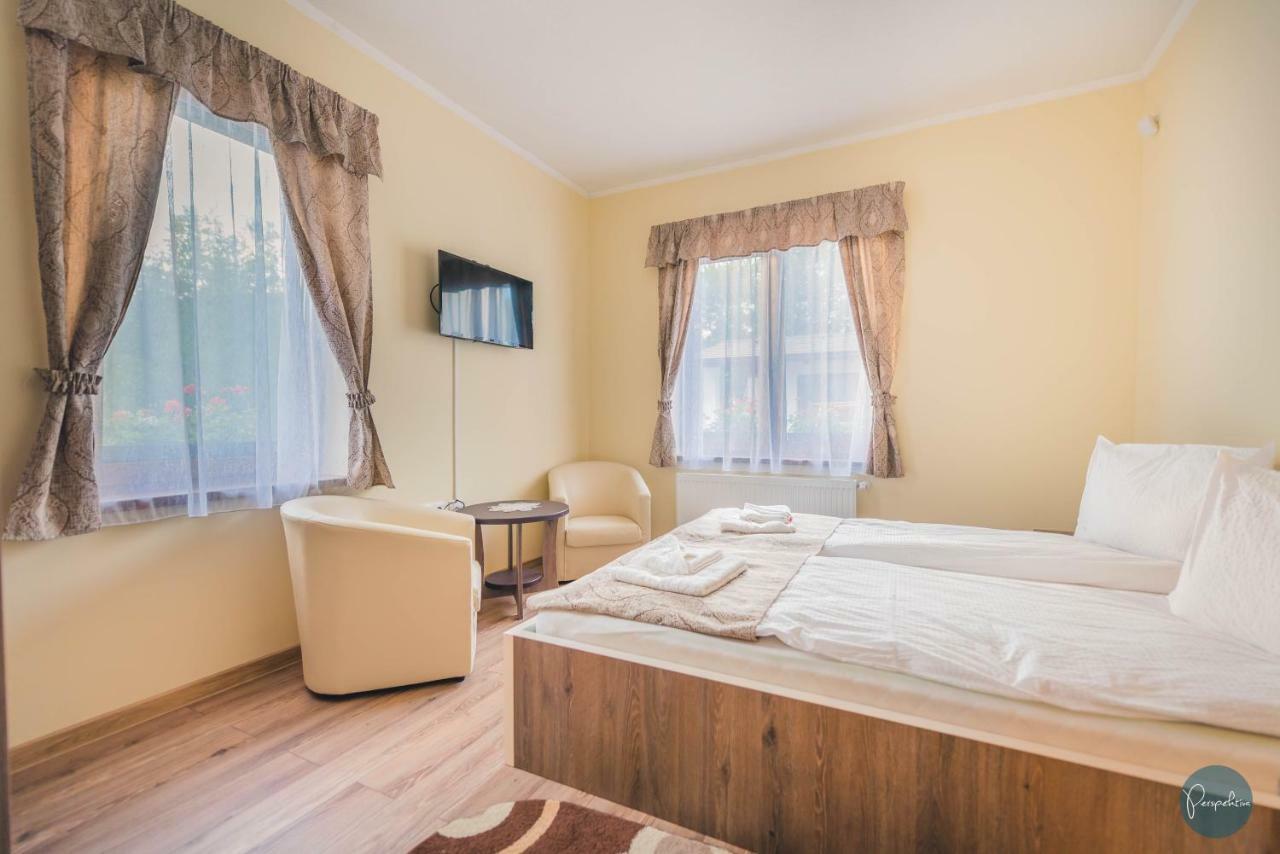 Farkas Panzio Bed and Breakfast Praid Exteriör bild